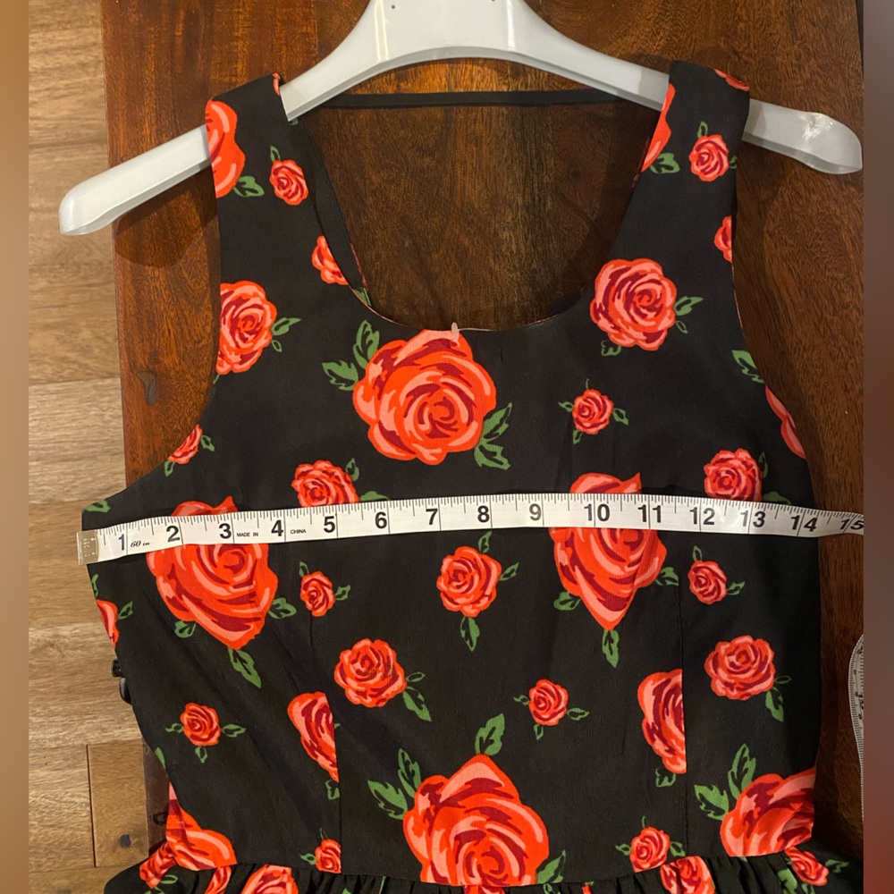 Formal cocktail Roses Dress - Picture 6 of 6